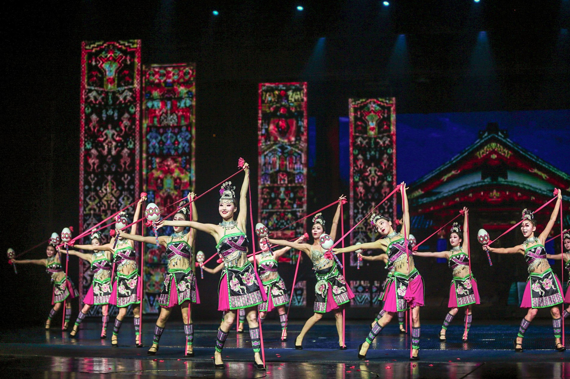 《三亚千古情》剧照 (6).jpg